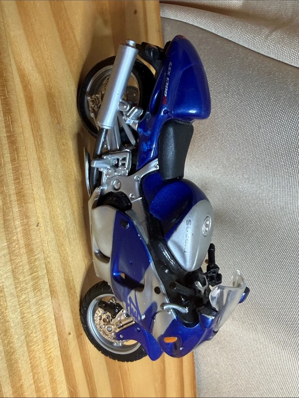 Lot of 9 Diecast Model Motorcycles 1:18 Maisto Ducati Honda Yamaha